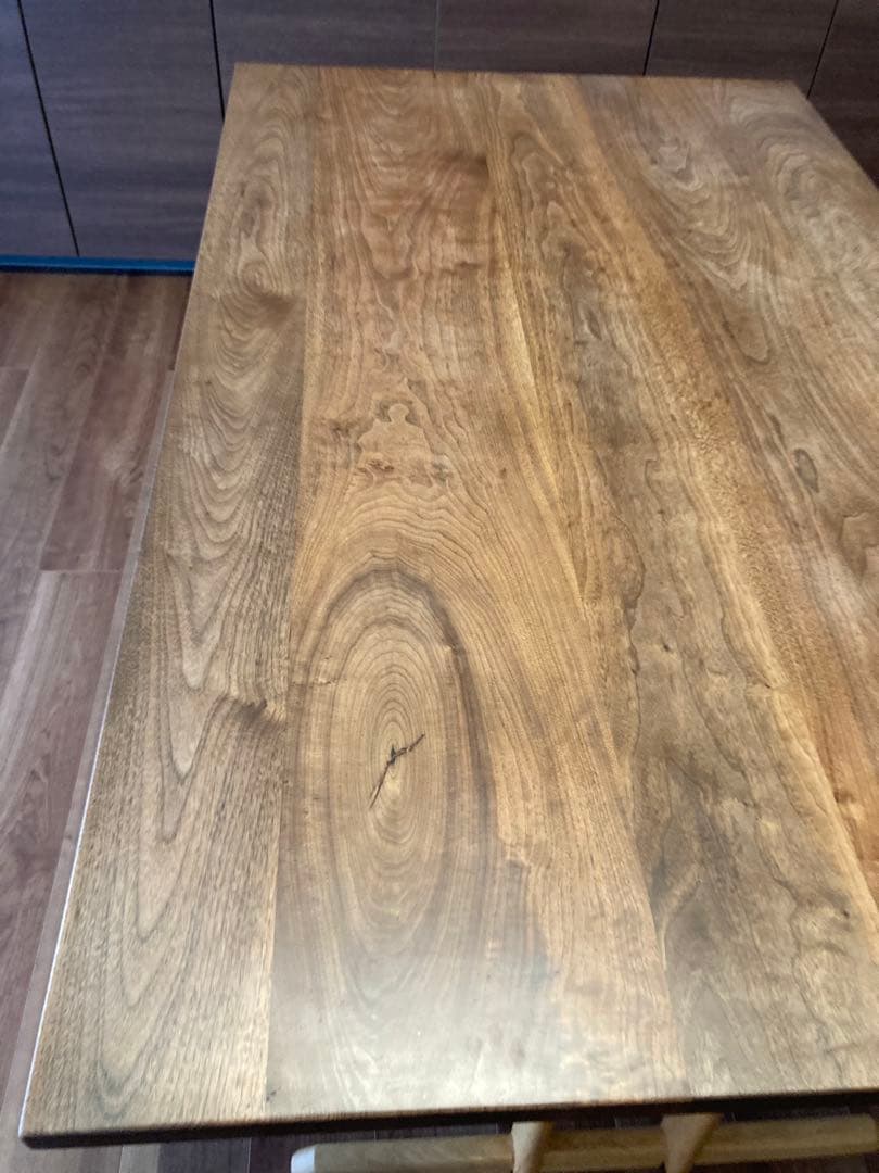 値下げ中　ダイニングテーブル　ウォールナット　オイル仕上げ　家具一点物