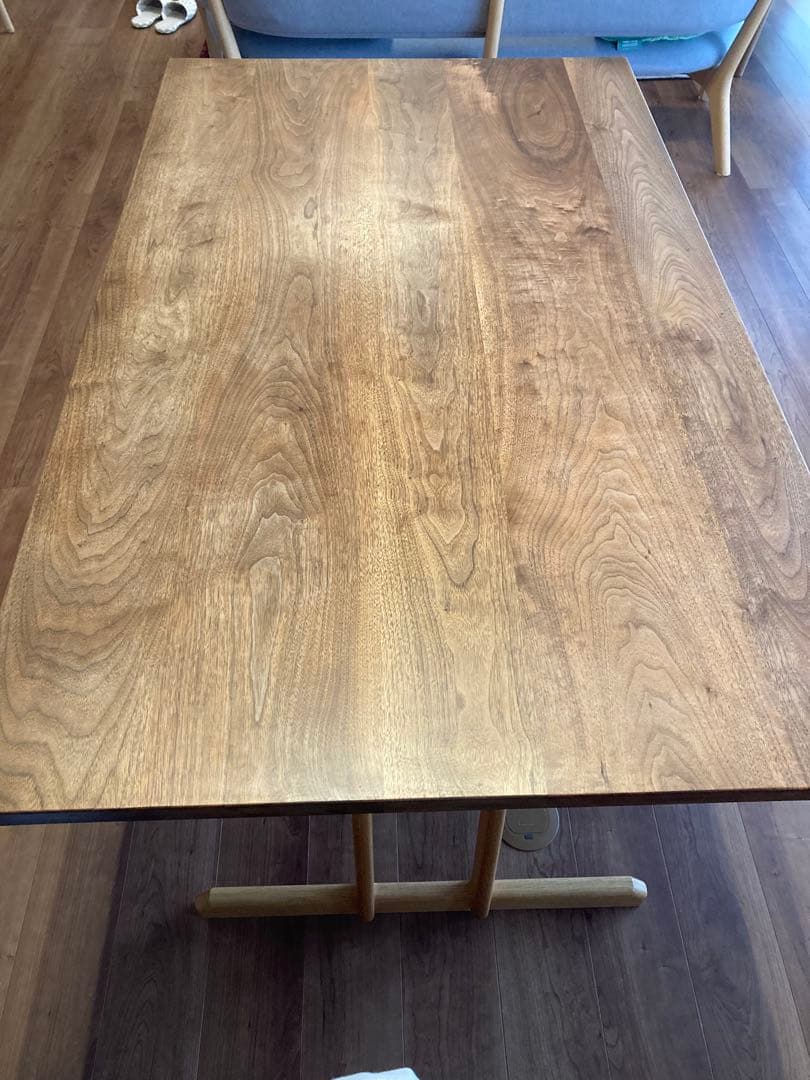 値下げ中　ダイニングテーブル　ウォールナット　オイル仕上げ　家具一点物