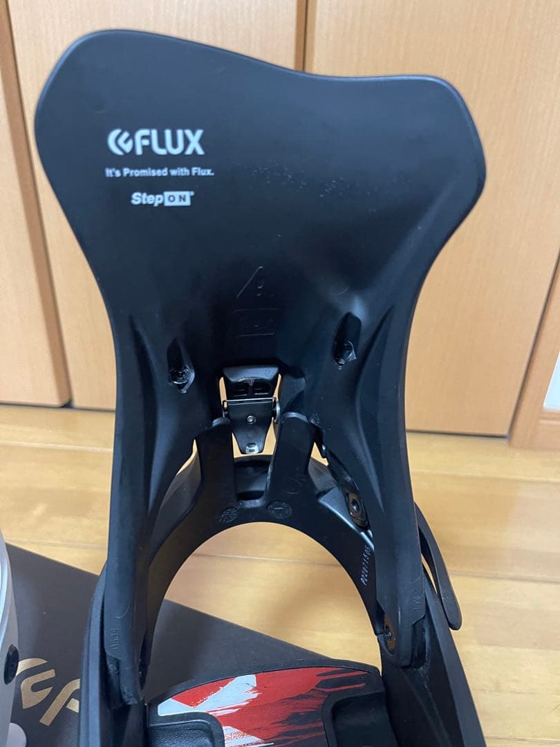 FLUX step on S.D.R (Mサイズ)