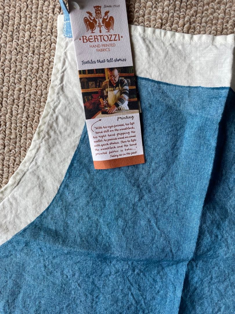 ♪Bertozzi ベルトッティ　リネン エプロン　新品　イタリア♪