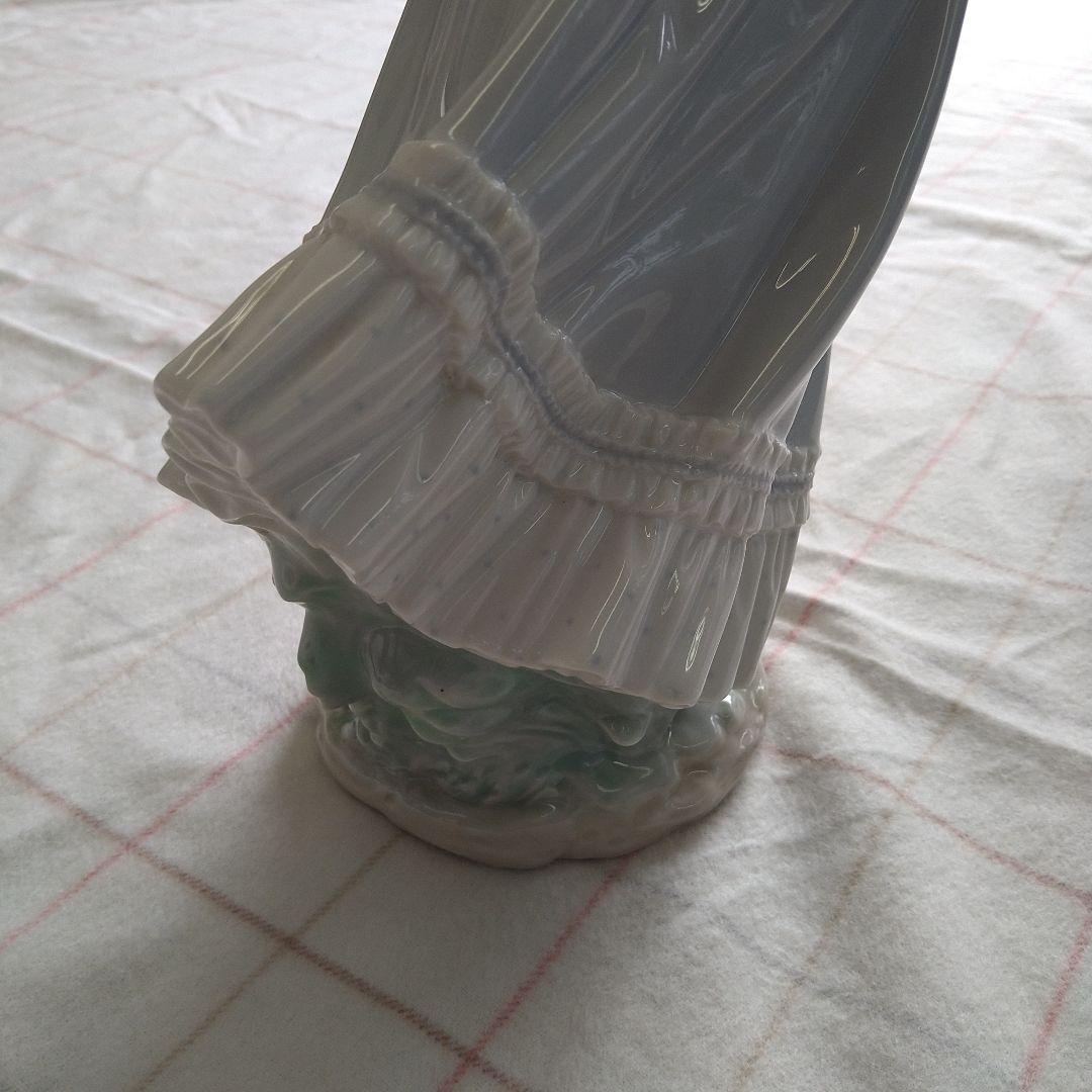 リヤドロ LLADRO 春のそよ風 西洋陶器人形 高さ 約35.5cm