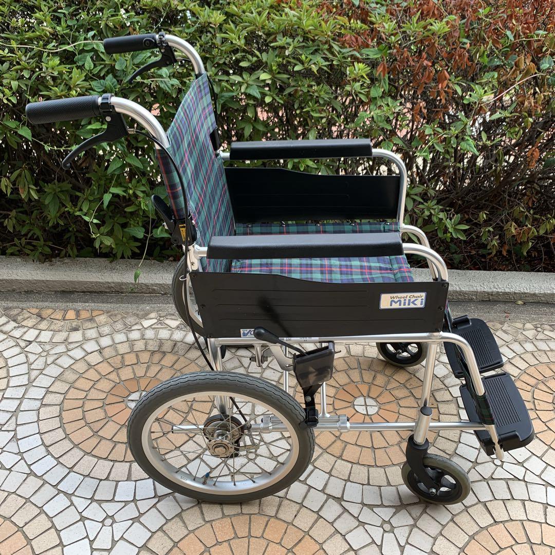ルル　Miki　介助式車椅子　M-1 MPCN-46JD 折りたたみ可能