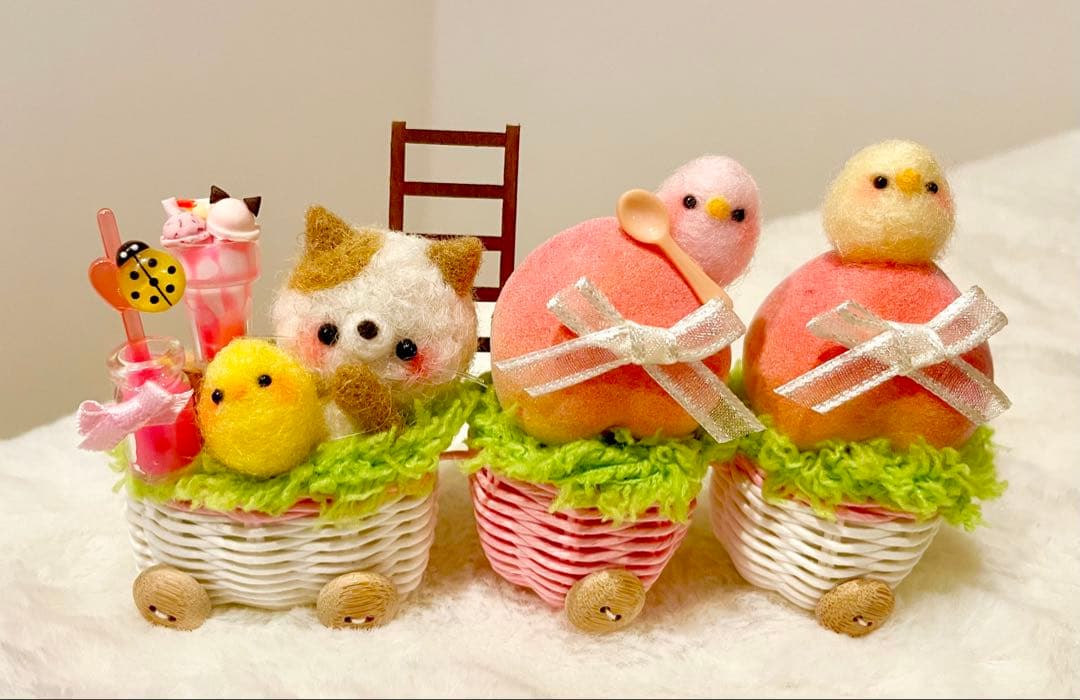 junpemiページ♡アイス気球- ̗̀ ☺︎ ̖́-チョコミント♡羊毛フェルト