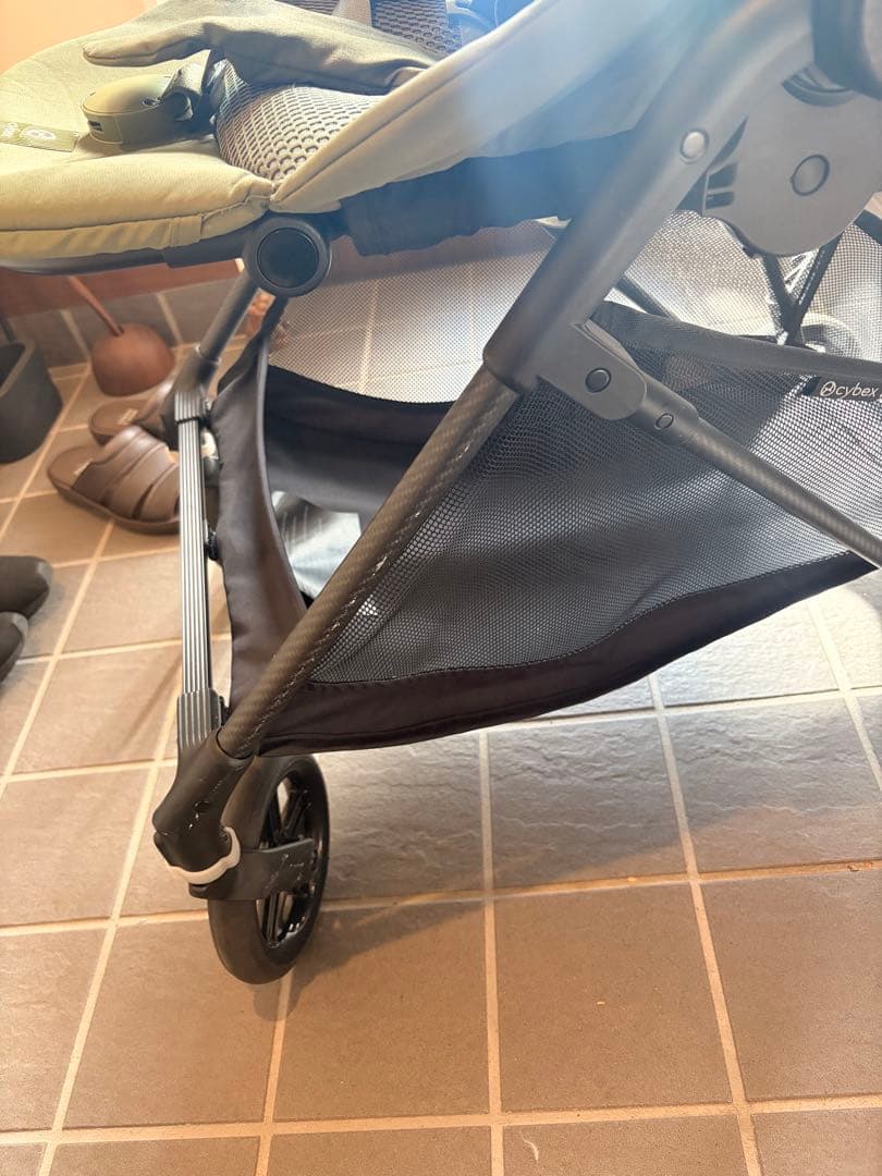 サイベックス cybex メリオカーボン 2025 モスグリーン