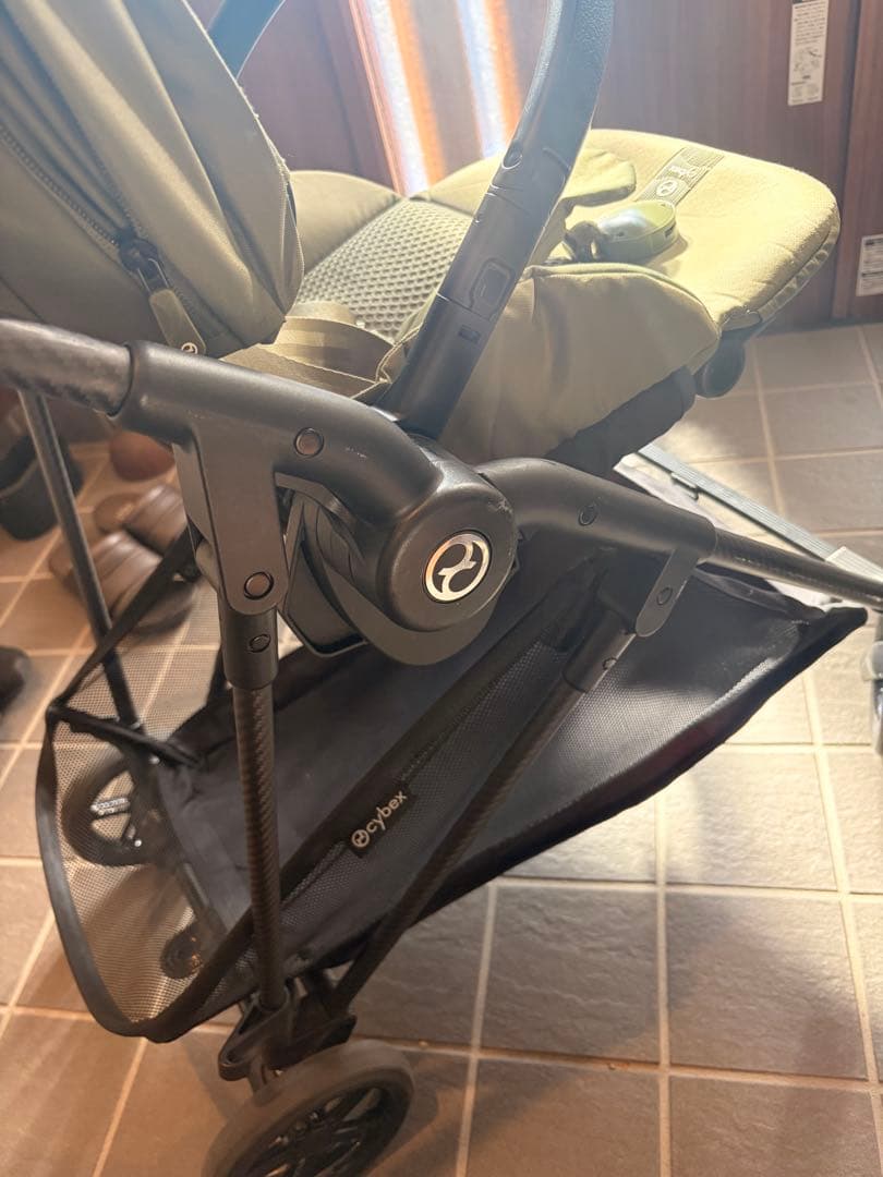 サイベックス cybex メリオカーボン 2025 モスグリーン