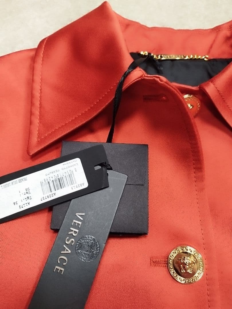 VERSACE ヴェルサーチ　オレンジ系　メデューサボタン柄　36