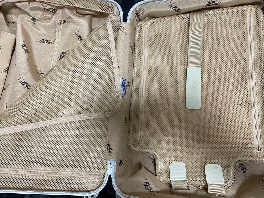 新品リモワ機内持込エクリュRIMOWA ユナイテッドアローズ別注モデル