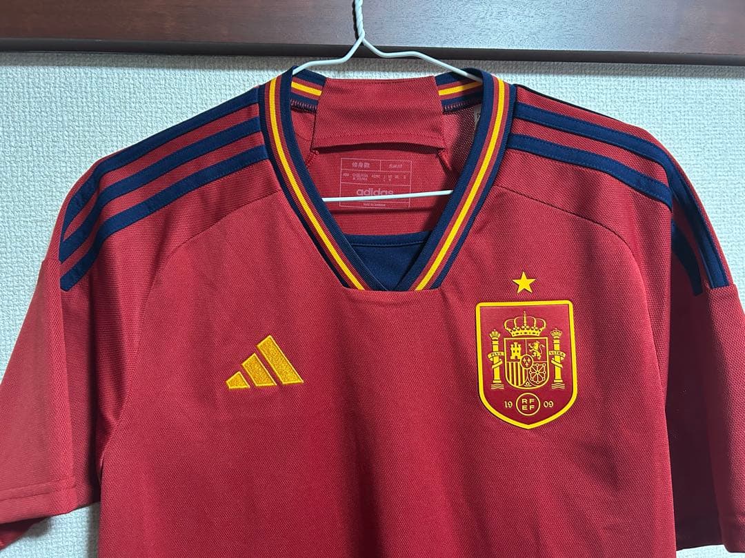 値下げ中 早い者勝ち　スペイン代表 2022年ワールドカップモデル 新品タグ付き