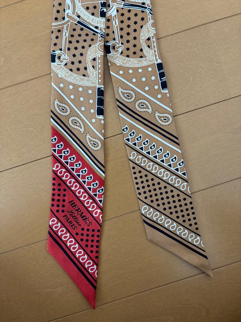HERMES エルメス　ツイリー　エプロン　ドール　バンダナ　ペイズリー