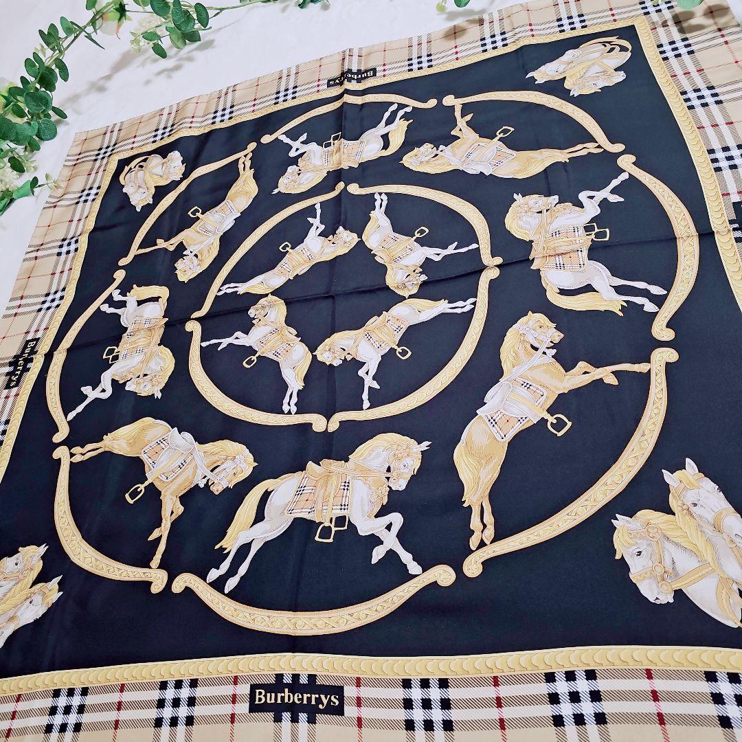 極美品✨BURBERRY　大判正方形　シルクスカーフ　ホース柄　ノバチェック