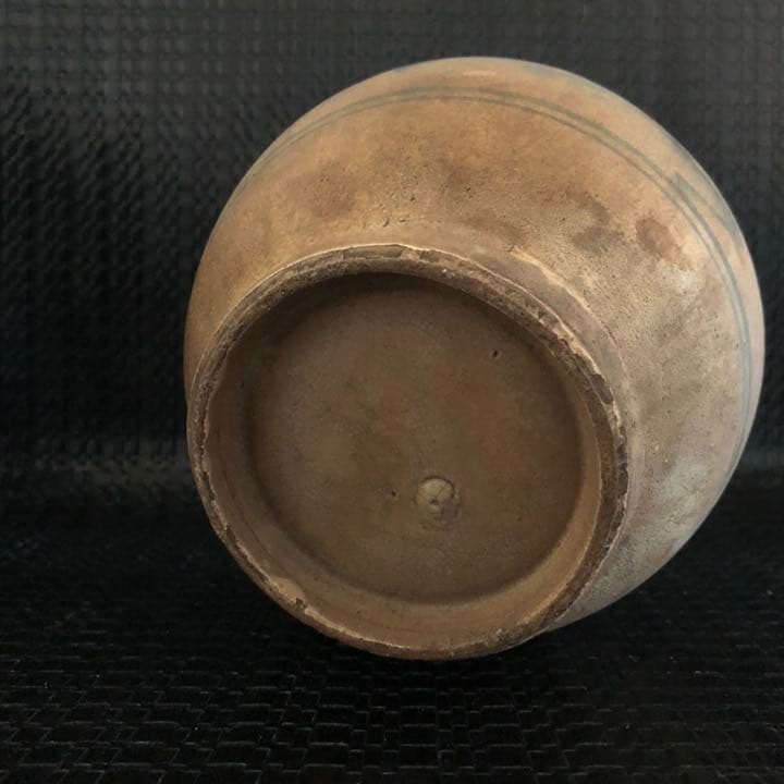 古美術品◼️蔵からかなり古そうな雰囲気の良い大きな古伊万里焼の壺、壷が出てきました