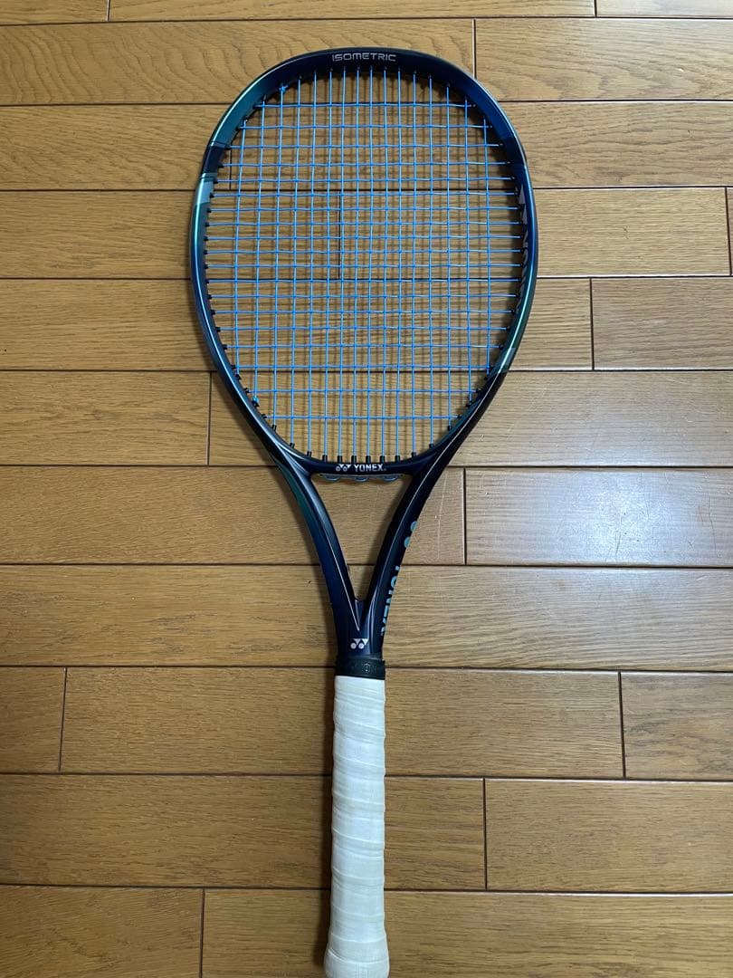 ラケット(硬式用) YONEX EZONE 100 2022(G2)