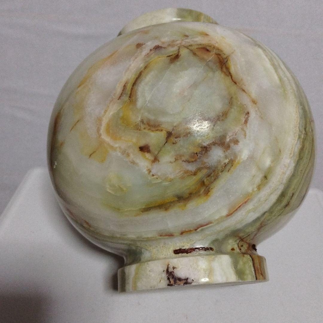 本物大理石の壺です。