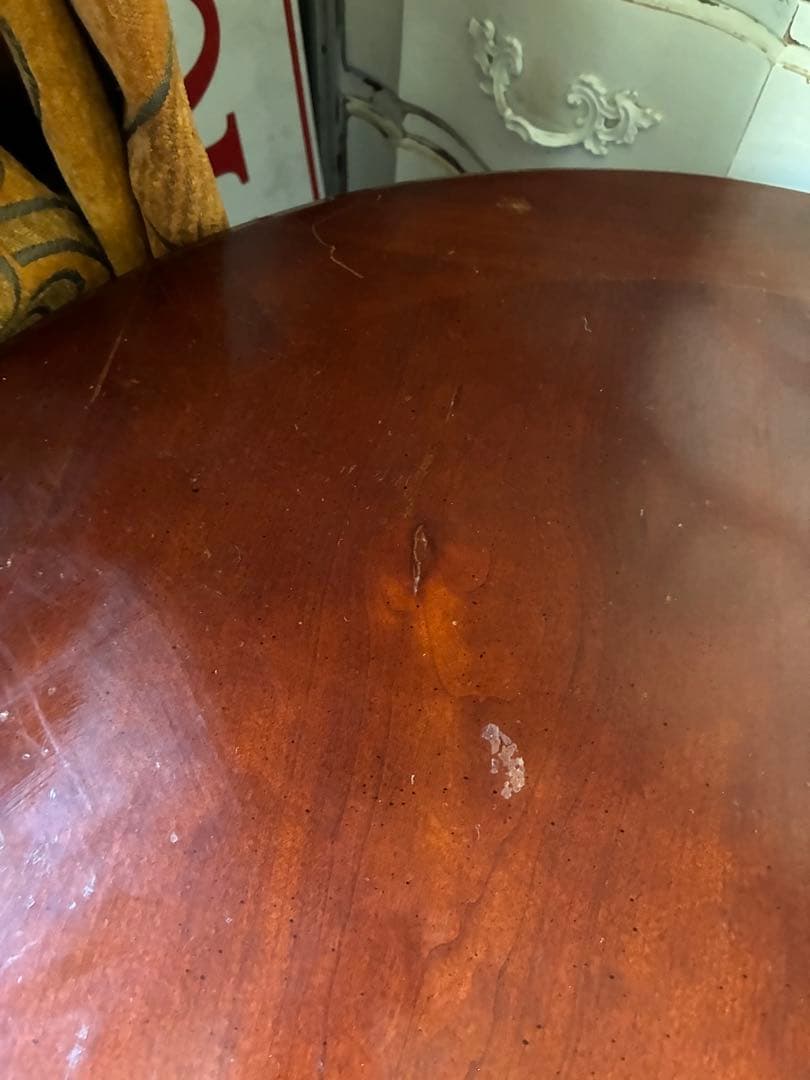 leonoahです　家具　丸　コーヒー　センター　ソファー　テーブル　猫脚