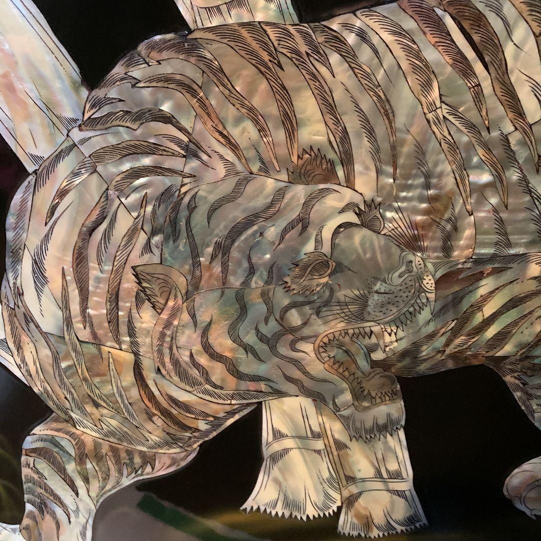 屏風　屛風　虎　ヒョウ　豹　龍　竜　螺鈿　貝殻　インテリア　オブジェ