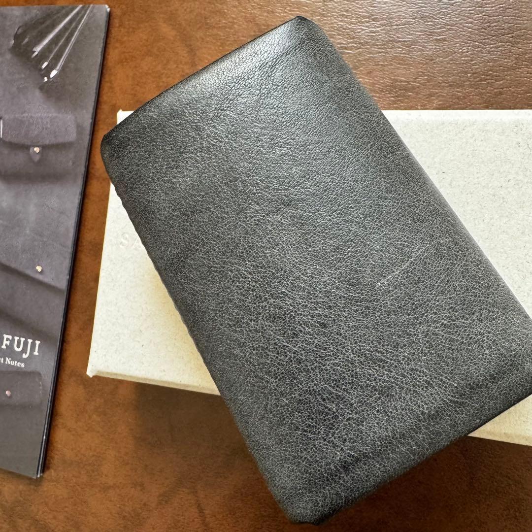 極美品SAFUJI サフジ こさいふM グレイブラック