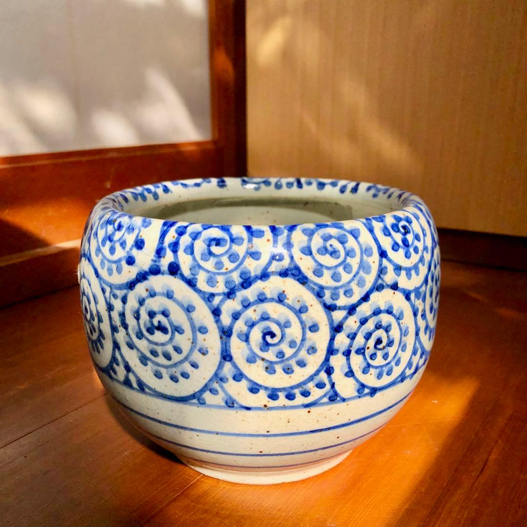 信楽焼 蛸唐草文様 火鉢鉢カバー青い渦巻き柄 日本伝統工芸品