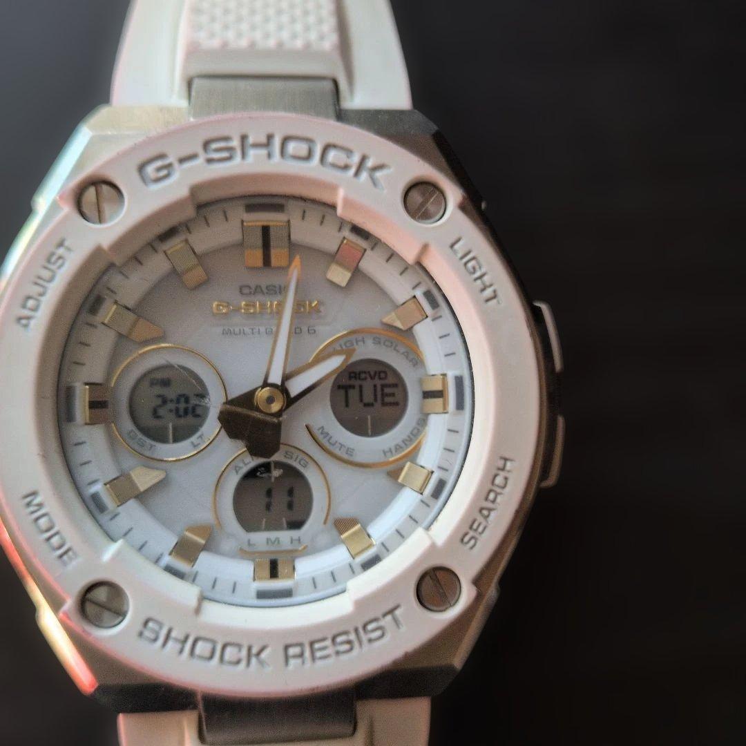 G-SHOCK GST-W400 ホワイト