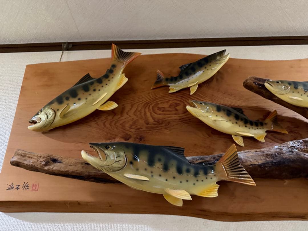 c*a様 木製魚の彫刻 壁掛け装飾