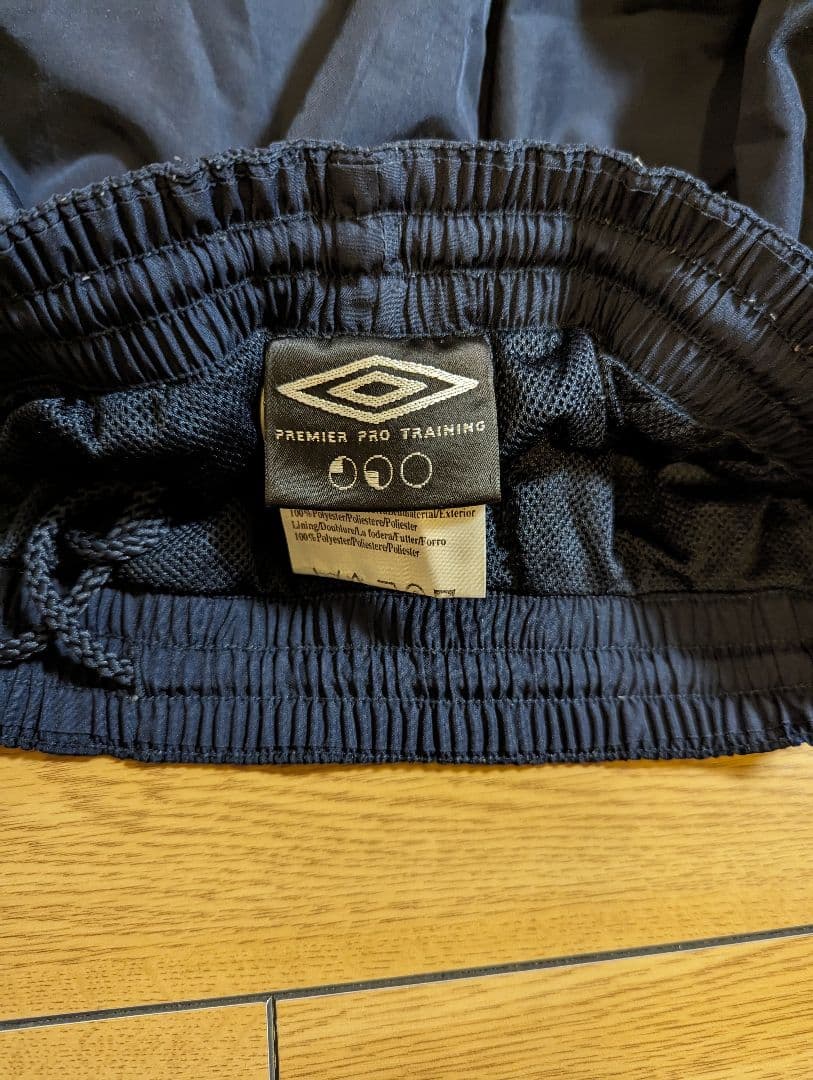 【UMBRO超希少ビンテージ】チェルシーオフィシャルウインドブレイカー2002年