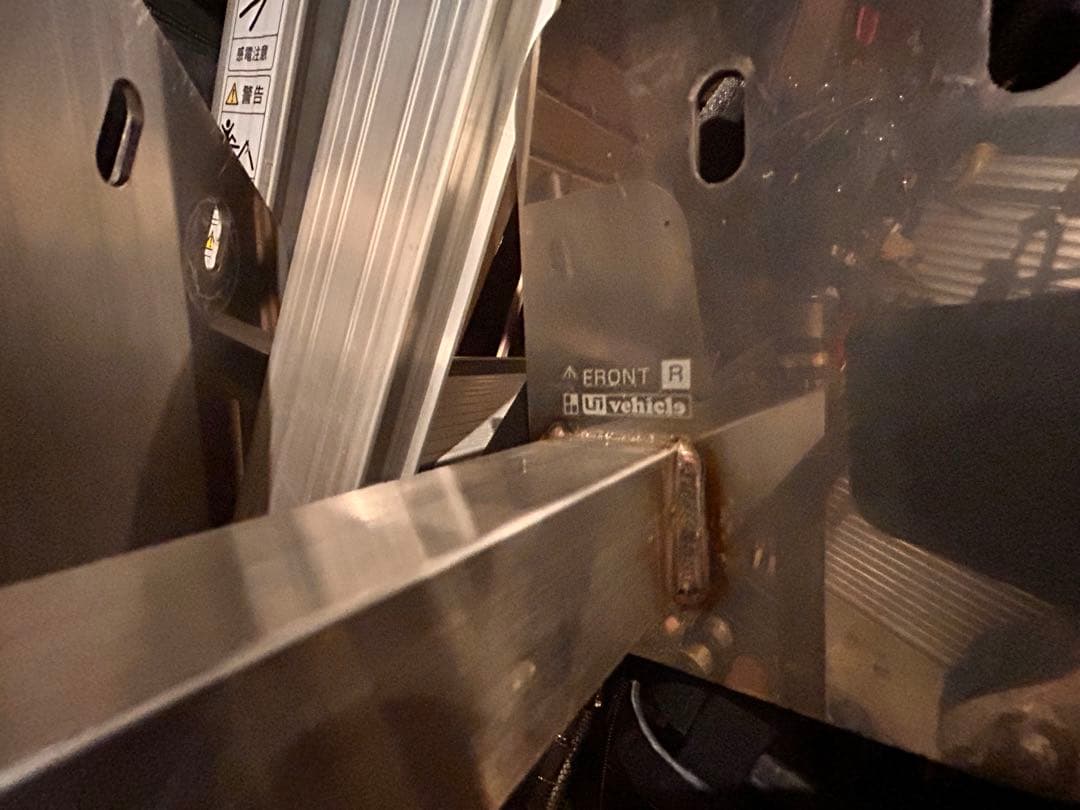 UI VEHICLE ハイエース用ベッドキット