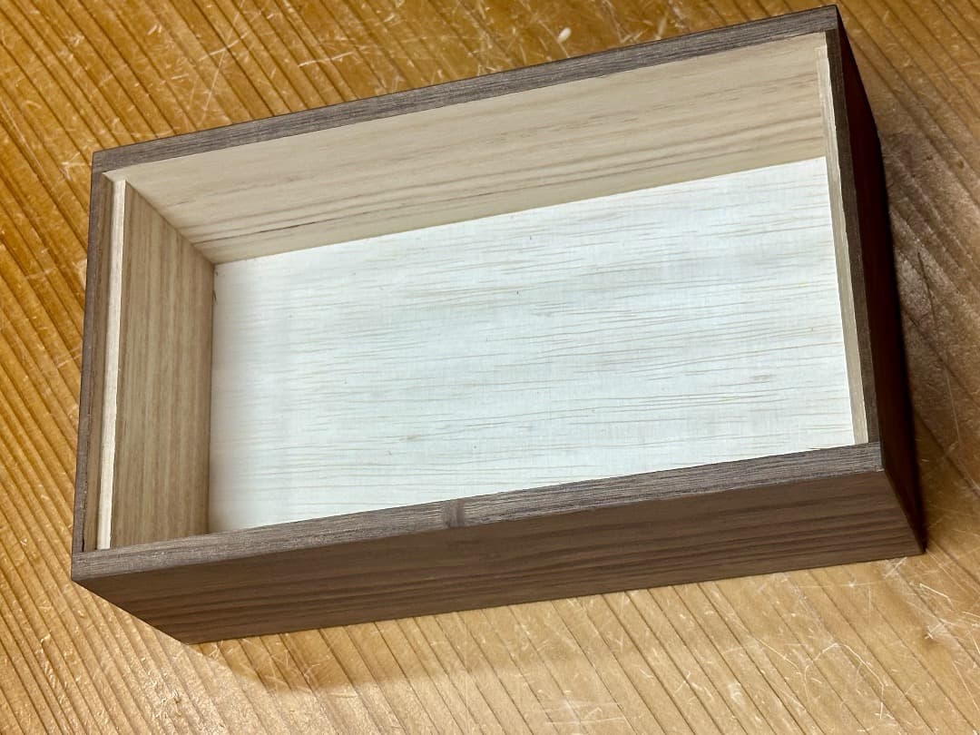 【値下げ】新品　工房ゆずりは　ティッシュBOX　カバー　花柄　プレゼントゆー05