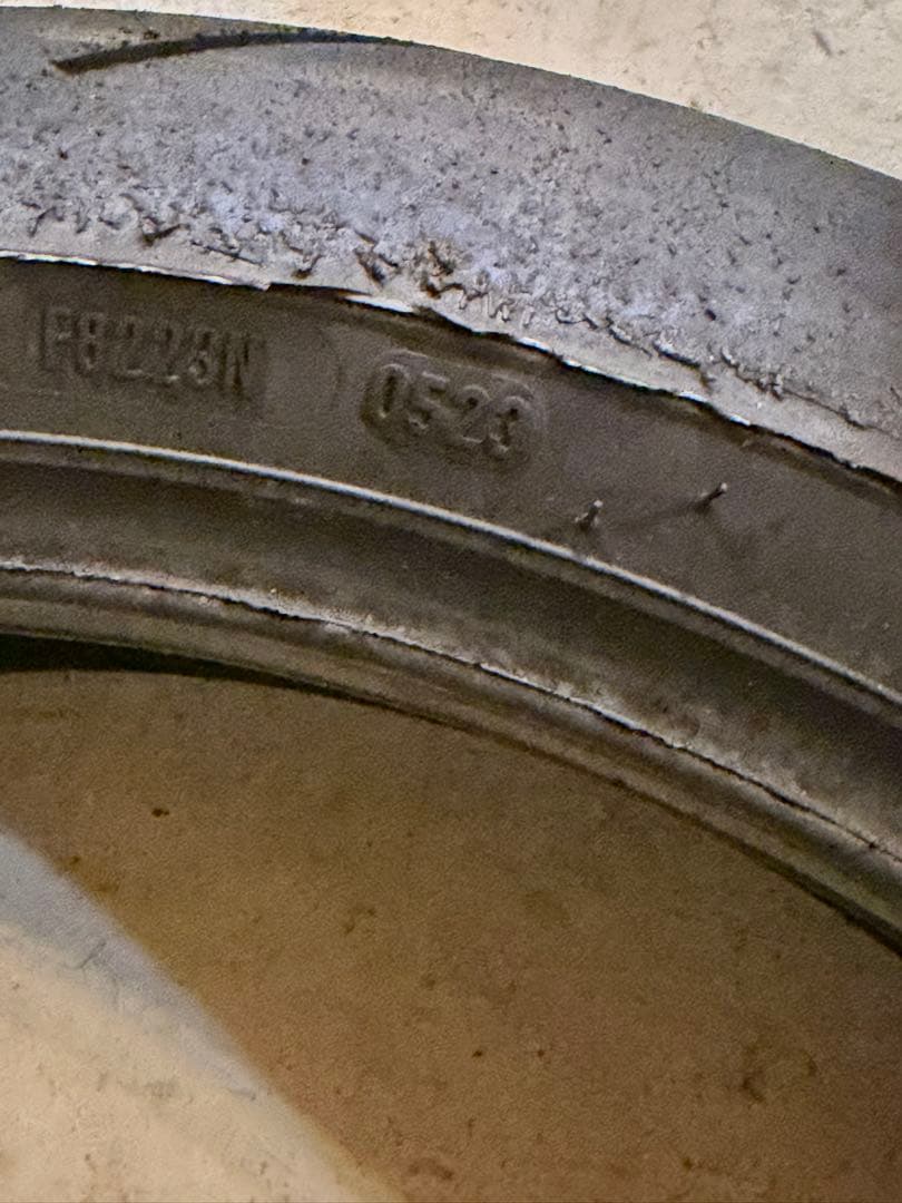 ピレリ　スーパーコルサV4 120/160