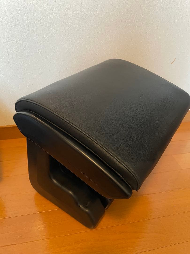 ☆TOYOTA純正部品 ヴォクシー オットマン2個セット