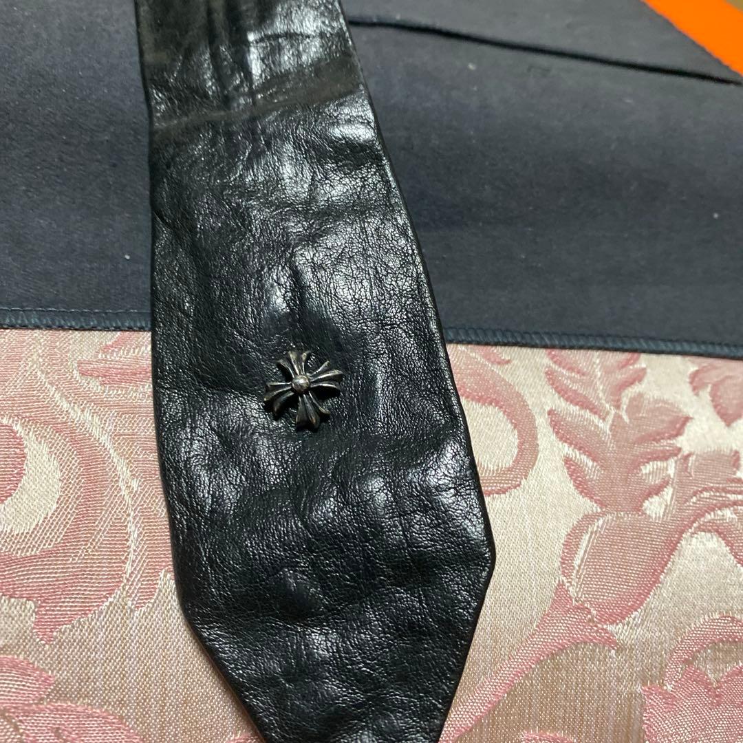 キャロルクリスチャンポエル　黒レザーネクタイ sv925 プラスクロスカスタム