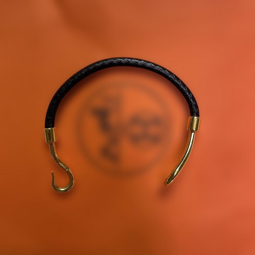 HERMES レザー フック付き ブレスレット 黒