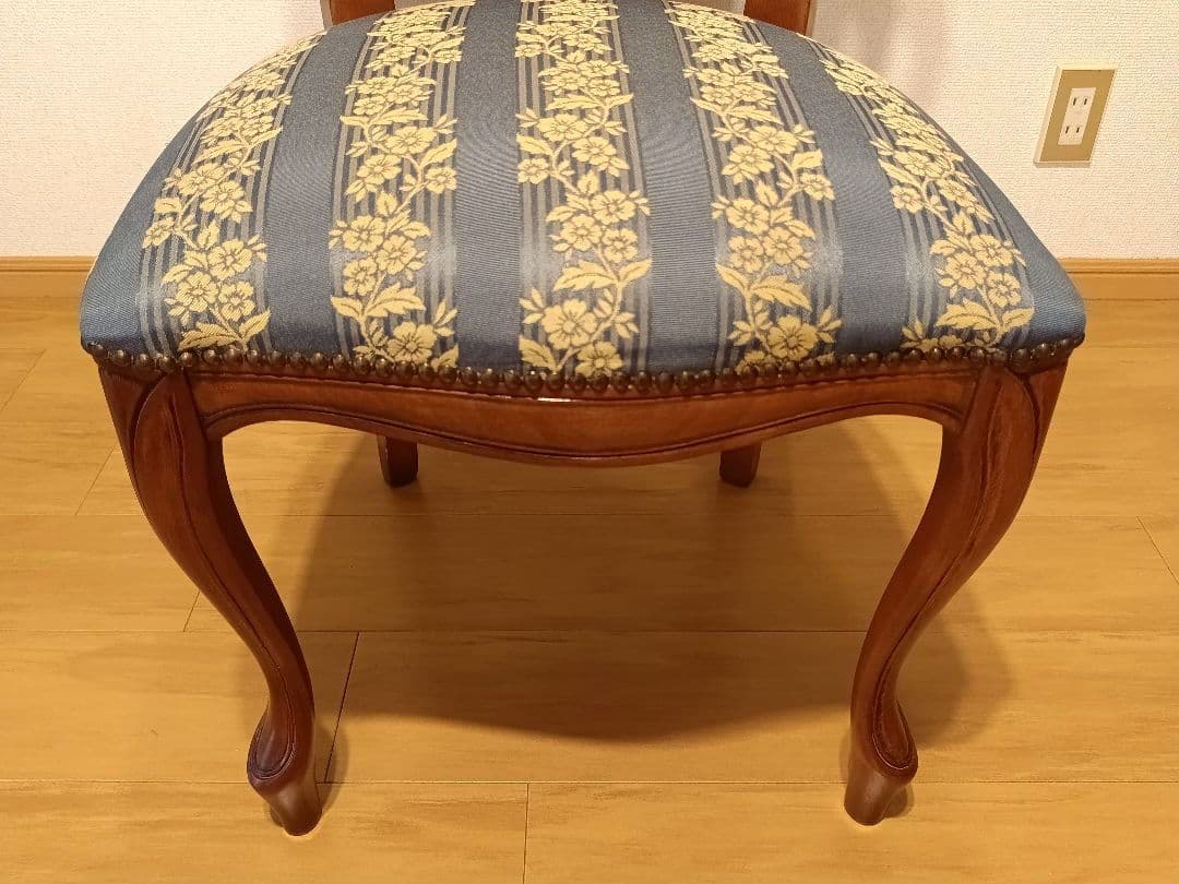 イタリア高級アンティーク調家具 ダイニングチェア リビングチェア 猫脚 B