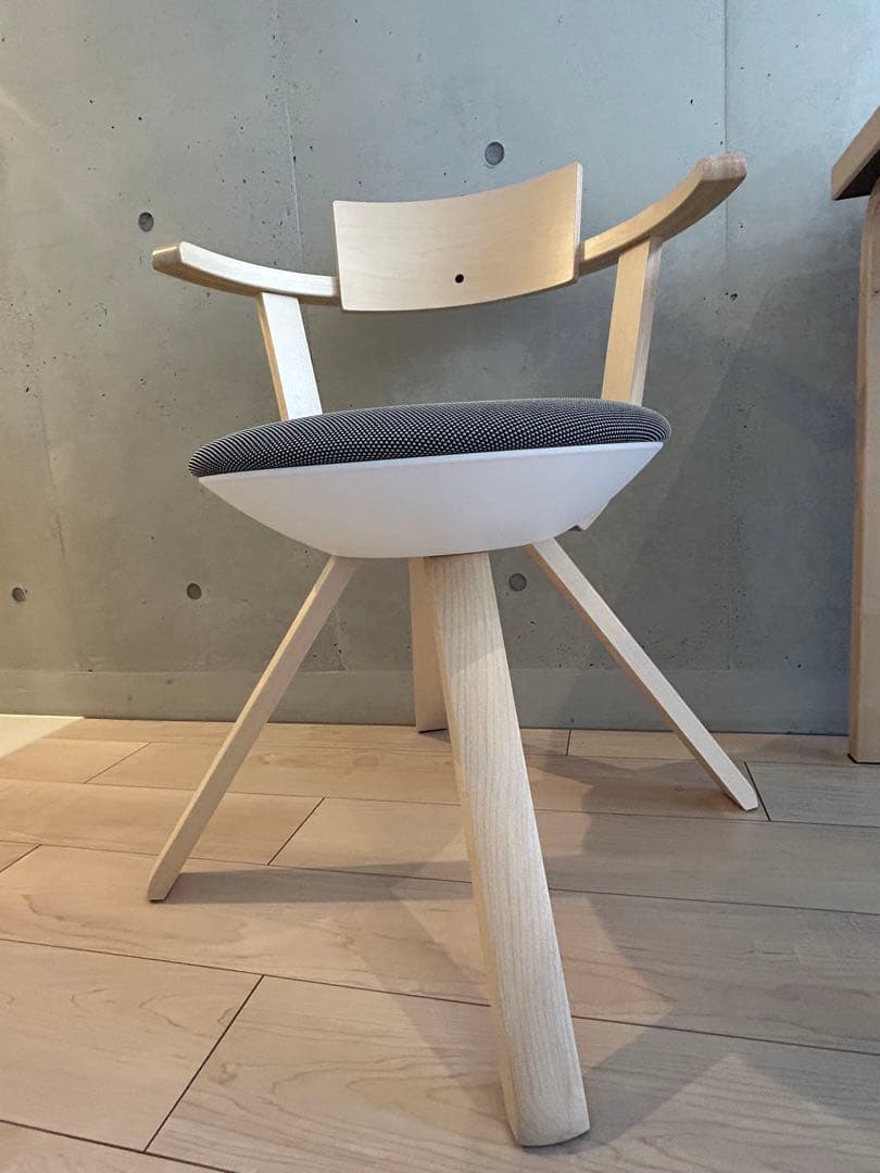 アルテック　vitra ライバルチェア　回転式　ダイニングチェア　北欧