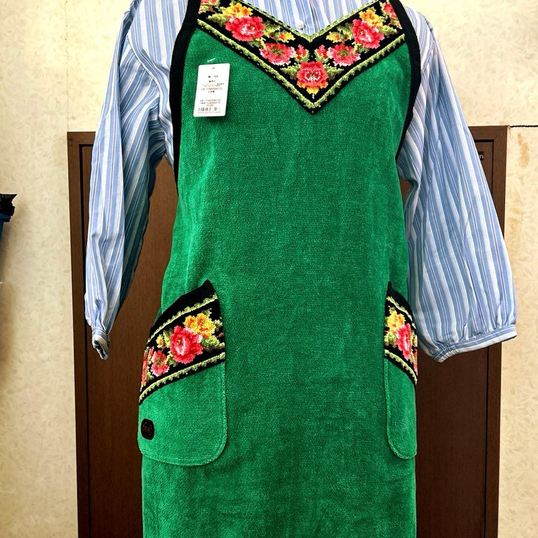 【新品】FEILER(フェイラー) グリーン×黒×マルチ エプロン/花柄