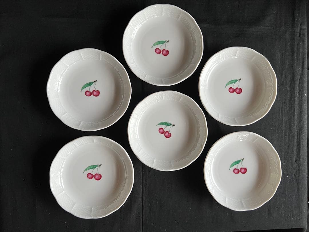 リチャードジノリ　ボンジョルノチェリー　ディッシュラウンドS　②