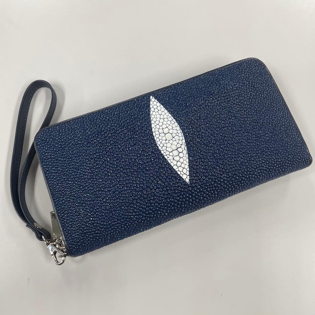 スティングレイ 長財布 ネイビー ストラップ付 大容量 本革 ラウンドファスナー