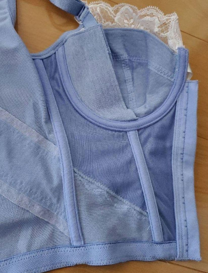 グラントイーワンズ LALA ニッパービスチェ　ブルージーン　 E75