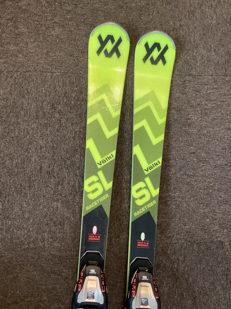 スキー Volkl 2025 RACETIGER SL MASTER X COMP16