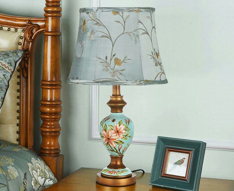 ヨーロッパ式電気スタンドスタンドのベッドサイドランプは\r\r セラミックランプの