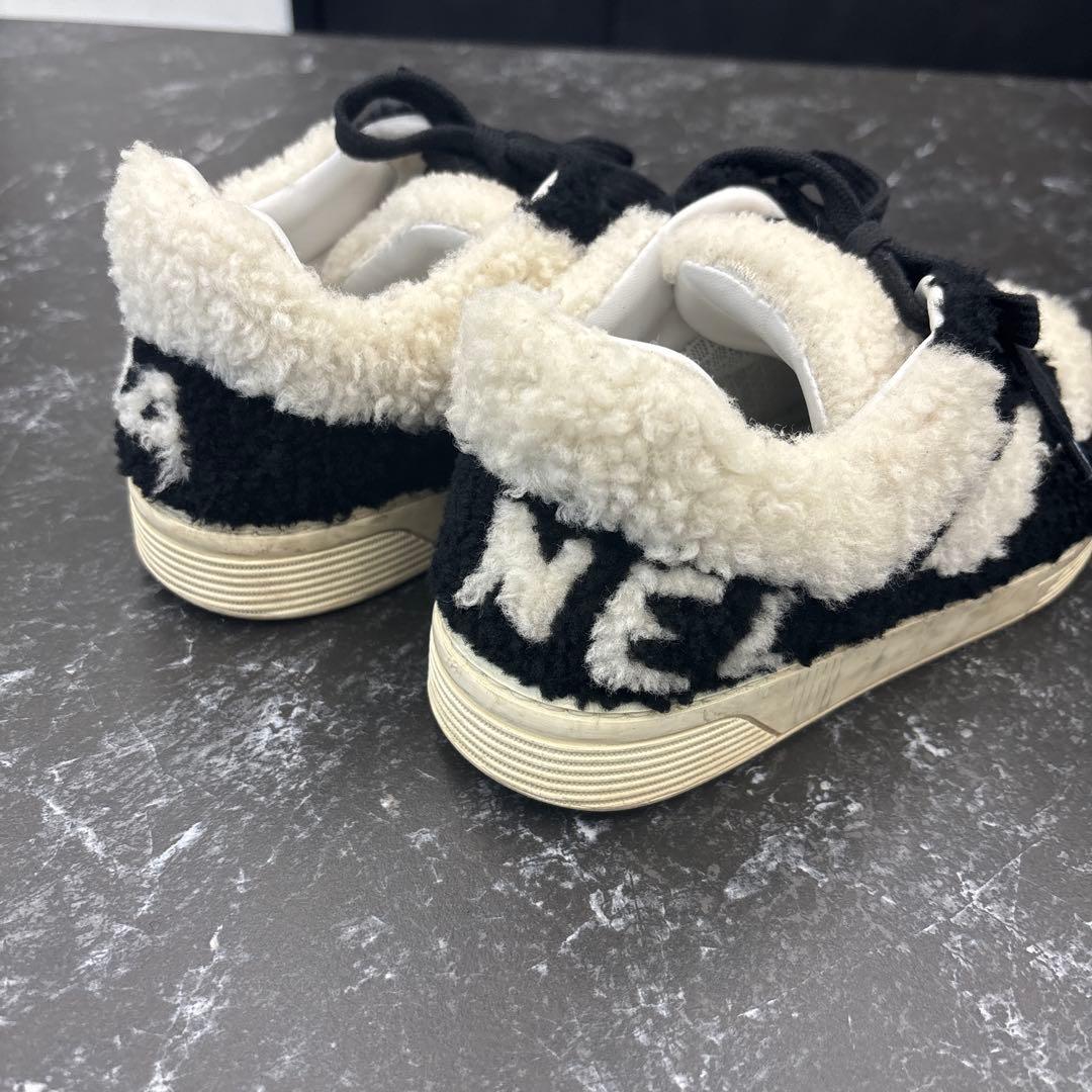 CHANELモコモコスニーカー　サイズ37（23.5〜24㎝）