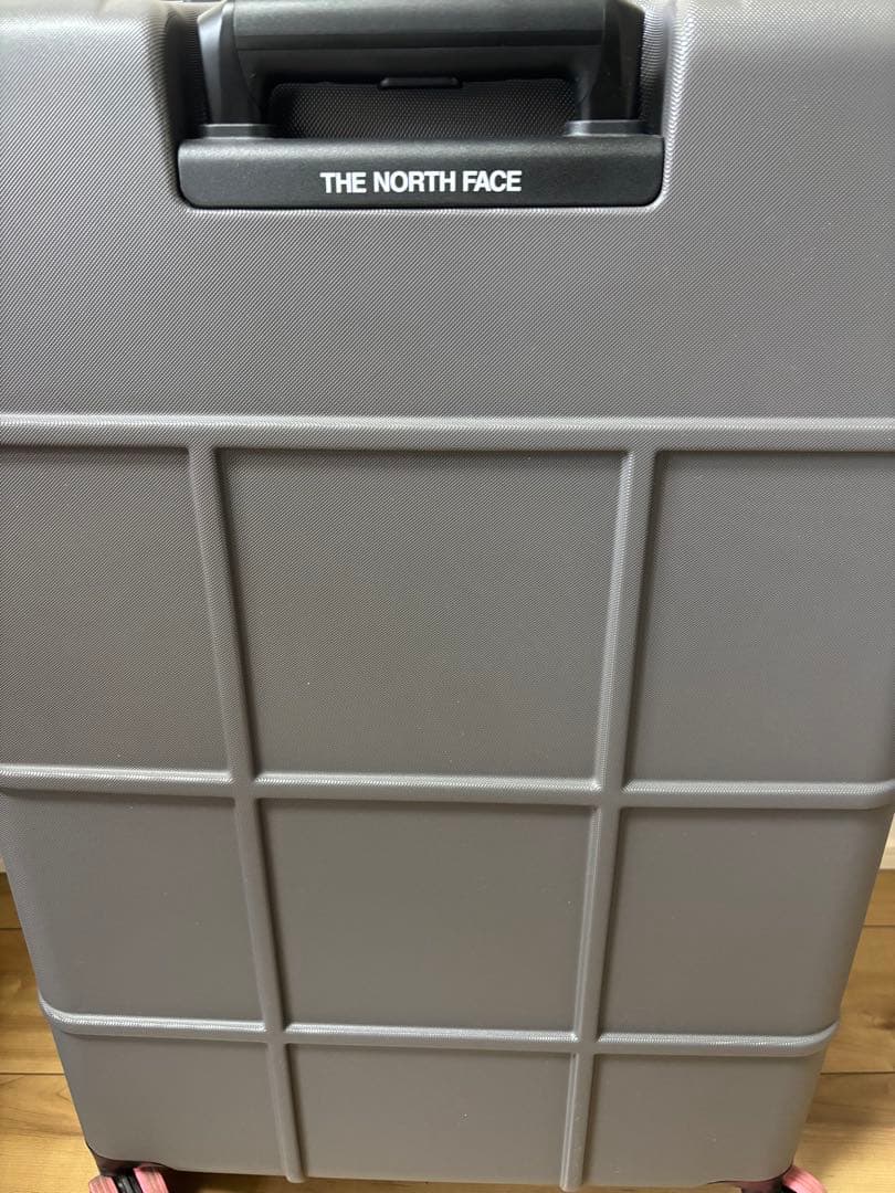 韓国限定 THE NORTH FACE スーツケース　ノースフェイス　28