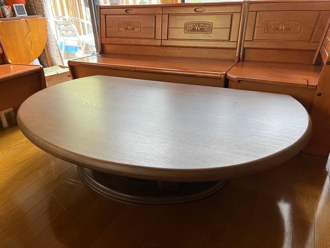【大幅値引可能】ナガノインテリア　オーバル型ダイニングテーブル