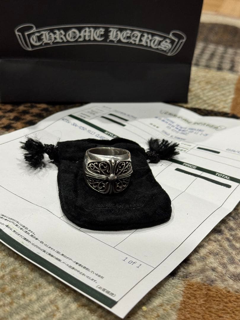 Chrome Hearts オーバルクロス25号