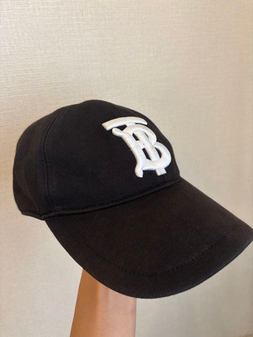 Burberry ブラックチェックベースボールキャップ M