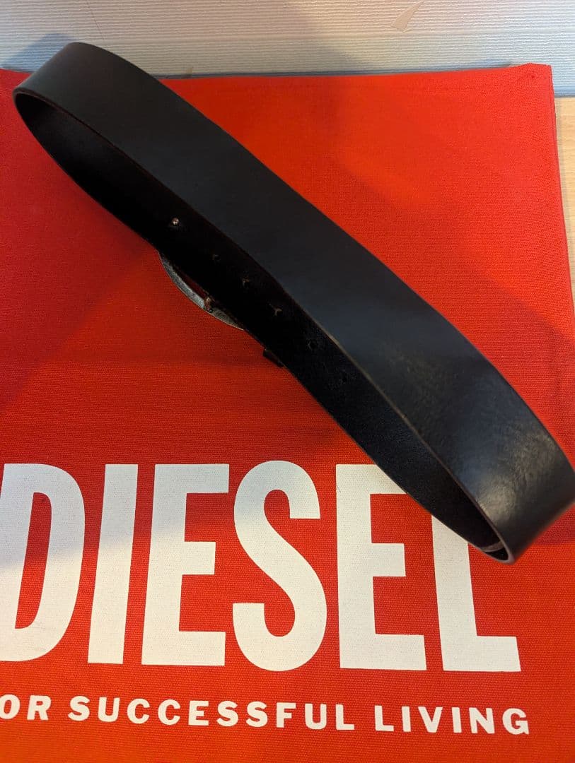 DIESEL 正規品 1DR オーバルDロゴベルト