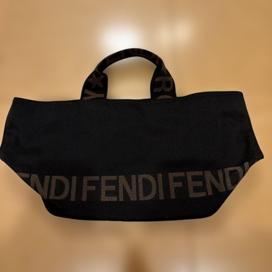 FENDI トートバッグ