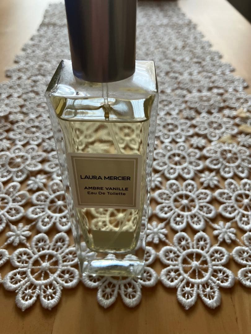 カールLAURA MERCIER ローラメルシエ オードトワレ