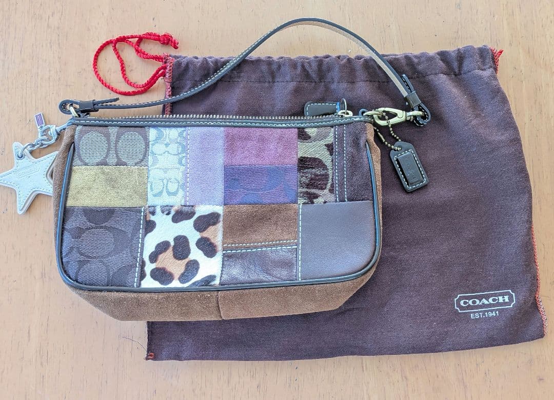 り*な様 COACH マルチカラーパッチワークポーチ