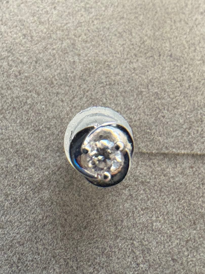 Pt900ダイヤモンドピアス一粒ローズ ツツミ