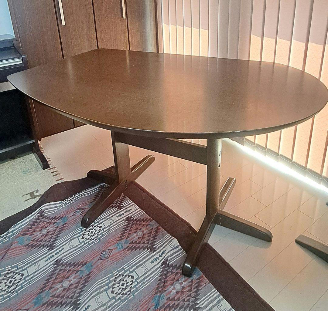 楕円形　ブラウン木製　ダイニングテーブル