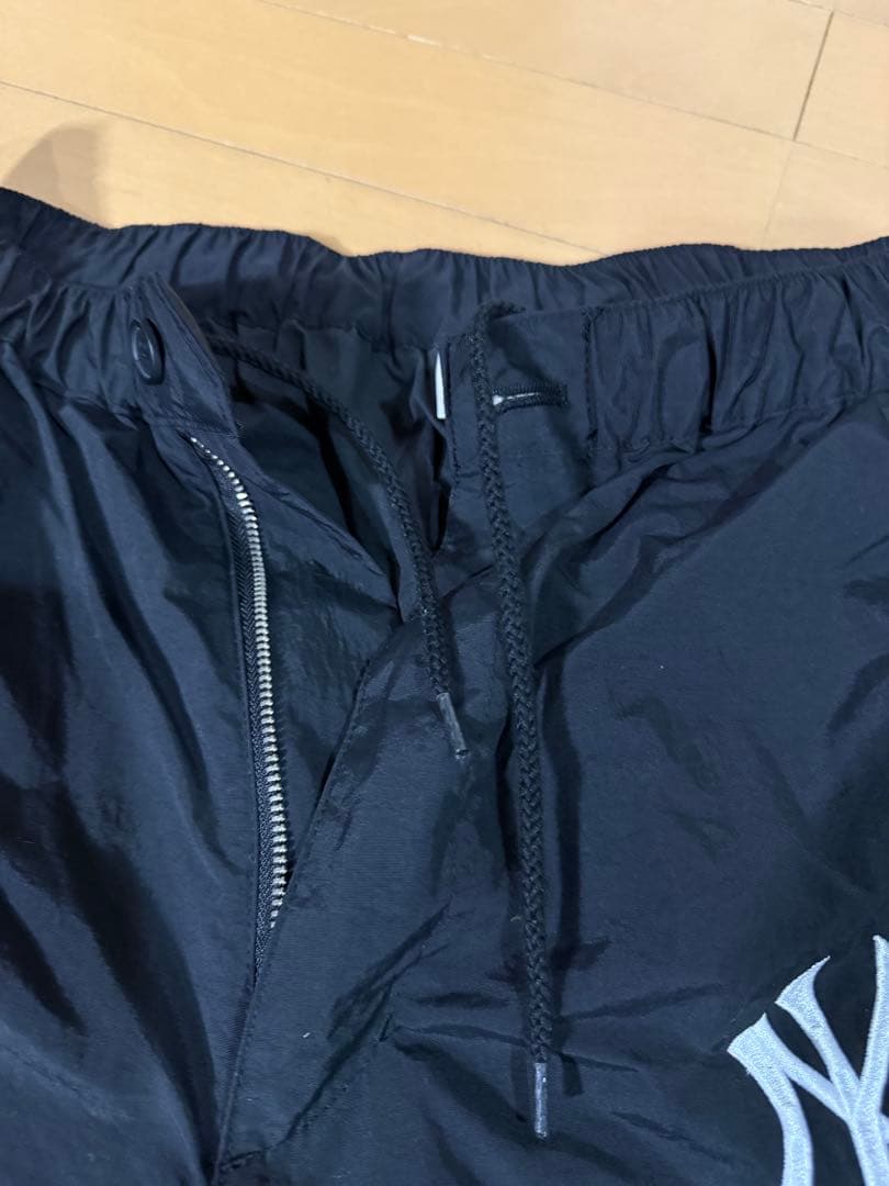 値下げ 美品 ニューヨーク・ヤンキース ジャージ上下セット L 黒